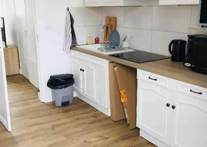 Bright In The Center Of Apartment